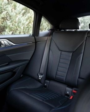 BMW Seria 4 G22-23-26 Coupe 2.0 420d 190KM 2022 BMW Seria 4 BMW Seria 4 420d xDrive M Sport sport 2.0 Diesel 190KM, zdjęcie 38