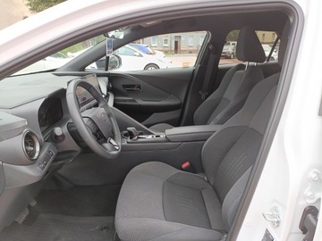 Toyota C-HR II SUV 1.8 Hybrid 140KM 2024 Toyota C-HR 1.8 Hybrid Style 1.8 Hybrid Style 140K, zdjęcie 9