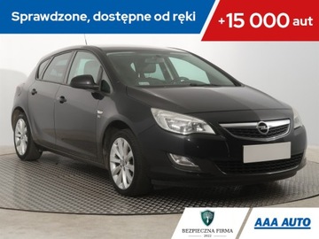Opel Astra J Hatchback 5d 1.4 Turbo ECOTEC 140KM 2011 Opel Astra 1.4 T, 1. Właściciel, GAZ, Klima