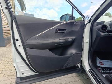 Toyota C-HR II SUV 2.0 Hybrid Dynamic Force 197KM 2024 Toyota C-HR 2.0 Hybrid Executive Toyota C-HR 2.0 H, zdjęcie 16