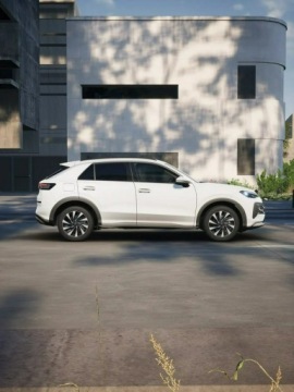 Volkswagen T-Roc I SUV Facelifting 1.5 TSI ACT 150KM 2026 Volkswagen T-Roc Wersja Life 1.5 eTSI 150 KM DSG, zdjęcie 4