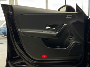 Mercedes CLA C118/X118 Coupe Facelifting 1.3 200 163KM 2024 Mercedes-Benz CLA 200 7G-DCT / Kamera cofania / Ca, zdjęcie 10