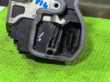 BMW E60 E70 E90 F01 F10 F20 F30 ZÁMEK DVEŘE LEVÝ PŘEDNÍ 7 PIN EVROPA 7202143