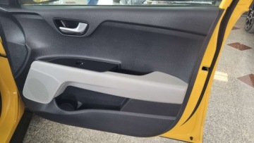 Kia Stonic I Crossover 1.6 CRDi 110KM 2017 Kia Stonic Stonic BI-COLOR Klimatronik Navi Bardzo ladny stan MOZLIWA ZAMI, zdjęcie 30