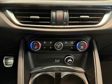 Alfa Romeo Stelvio SUV Facelifting 2023 2.0 GME Turbo 280KM 2025 ALFA ROMEO Stelvio Turbo Intensa Q4 Suv 2.0 (280KM) 2025, zdjęcie 13