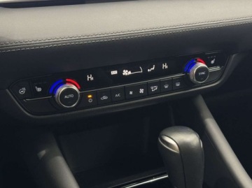 Mazda 6 III Sport Kombi Facelifting 2018 2.0 Skyactiv-G 165KM 2022 Mazda 6 SkyJoy HUD Kamera 360 Nawigacja CarPlay LED 2.0 165KM, zdjęcie 23