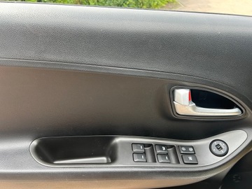 Kia Picanto II Hatchback 3d Facelifting 1.0 LPGi  67KM 2016 Kia Picanto 2016 1.0 Benzyna Klimatronic, zdjęcie 6