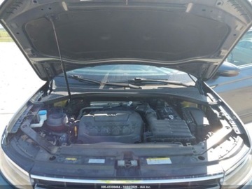 Volkswagen Tiguan II 2022 Volkswagen Tiguan 2.0T Se 2022 2.0 Benzyna 184KM, zdjęcie 8