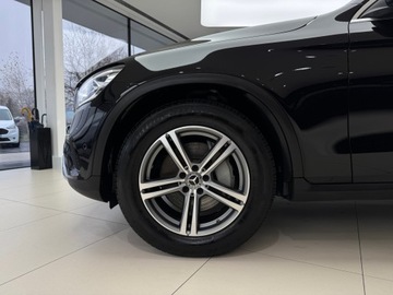 Mercedes GLC C253 SUV Facelifting 2.0 200d 163KM 2019 Mercedes-Benz GLC 200 d 4-Matic / Kamera cofania /, zdjęcie 17