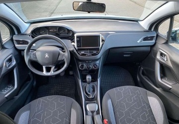 Peugeot 2008 I SUV Facelifting 1.2 PureTech 82KM 2017 Peugeot 2008 Peugeot 2008 PureTech 82 Style 1.2 Benzyna 82KM, zdjęcie 17