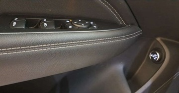 Opel Insignia II Sports Tourer 1.6 CDTI 136KM 2018 Opel Insignia Opel Insignia 1.6 Automatik Exclusive 1.6 Diesel 136KM, zdjęcie 2