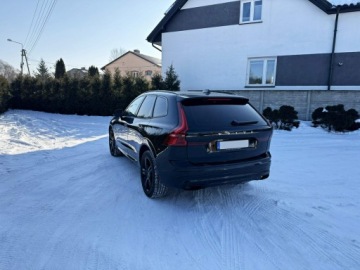 Volvo XC60 II Crossover D3 150KM 2018 Volvo XC 60 2,0 D3 R-Design LED Virtual Radar, zdjęcie 15