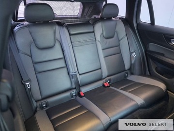 Volvo V60 II  Kombi 2.0 D4 190KM 2020 Volvo V60 Salon PL R-Design D4 190KM Aut LED BLIS, zdjęcie 15
