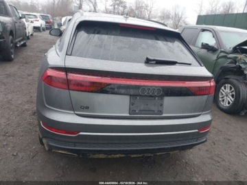 Audi Q8 2024 Audi Q8 Premium Plus 55 Tfsi Quattro 2024 3.0 Benzyna 335KM, zdjęcie 4