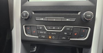 Ford Mondeo V Kombi 2.0 TDCi 150KM 2017 Ford Mondeo 150ps. Diesel Navigacja Klimatronic Dwustrefowy 2017 2.0 Diesel, zdjęcie 25