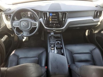 Volvo XC60 II 2020 Volvo XC 60 T5 Momentum 2020 2.0l 2.0 Benzyna 254KM, zdjęcie 8