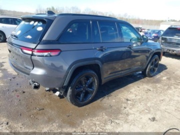 Jeep Grand Cherokee V 2024 Jeep Grand Cherokee Limited 2024 3.6 Benzyna 293KM, zdjęcie 8