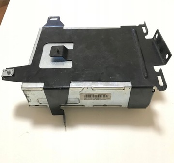 RANGE ROVER L322 TUNER TV WZMACNIACZ YIL000022