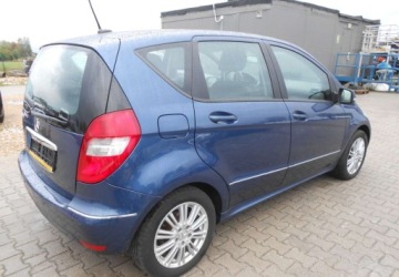 Mercedes Klasa A W169 Coupe 1.7 170 116KM 2008 Mercedes-Benz Klasa A Mercedes-Benz Klasa A W169 1.7 benzyna 115 KM 1.7, zdjęcie 4