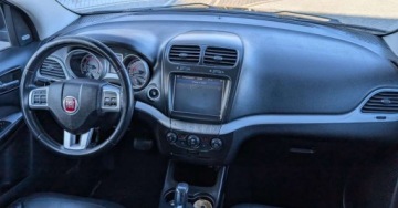 Fiat Freemont 2.0 Multijet II 16v 170KM 2014 Fiat Freemont 2.0170KMSzwajcarSerwis215tys kmSkoryNaviKamera7 osobGwarancja, zdjęcie 6