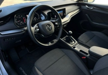 Skoda Octavia IV Liftback 1.5 TSI EVO 150KM 2022 Skoda Octavia Maly przebieg Polski salon FV 23 1.5 Benzyna 150KM, zdjęcie 11