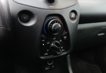 Toyota Aygo II Hatchback 3d Facelifting 1.0 VVT-i 72KM 2020 Toyota Aygo Aygo X Comfort Salon PL FV23 Klimatyzacja Benzyna, zdjęcie 16