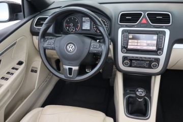 Volkswagen EOS Coupe Cabrio Facelifting 2.0 TDI CR DPF 140KM 2011 VW Eos 2.0 TDI, Skóra, Navi, Klima, Klimatronic, zdjęcie 6
