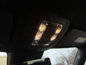 Mercedes GLB SUV 1.3 200 163KM 2024 Mercedes-Benz GLB 200, zdjęcie 22