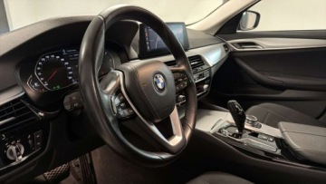 BMW Seria 5 G30-G31 Touring Facelifting 2.0 520d 190KM 2021 BMW Seria 5 Wyjatkowy Bmw 520 d MHEV - Pakiet Business Face Lifting 2021, zdjęcie 14