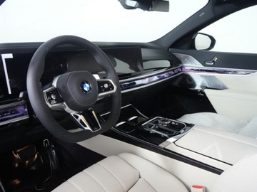 BMW Seria 7 G70 Sedan 3.0 40d 299KM 2025 BMW Seria 7 740d xDrive Sport Sedan 3.0 (299KM) 2025, zdjęcie 8