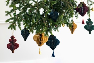 Бумажная безделушка в виде сот Drop DEKOR Christmas