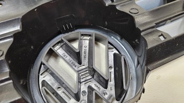 MASKA MŘÍŽKA CHLADIČŮ VW GOLF IV 4 1J0 NOVÝ