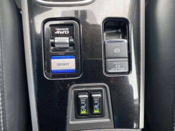 Mitsubishi Outlander III SUV PHEV Facelifting 2020 2.4 PHEV 224KM 2021 Mitsubishi Outlander HYBRYDA PHEV AUTOMAT NAWIGACJA LEDY KAMERA SKORY 4X4, zdjęcie 13