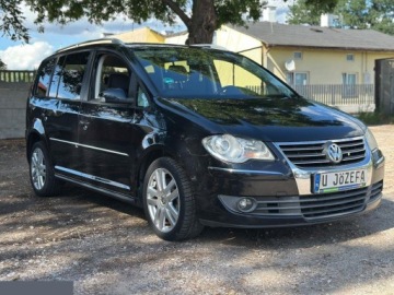 Volkswagen Touran I 2.0 TDI 170KM 2008 Volkswagen Touran 2.0 TDI DPF DSG Trendline 170KM 2008r, zdjęcie 4