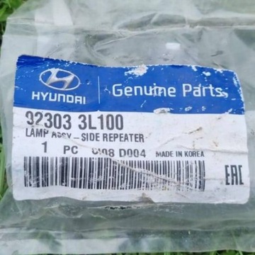 KIA RIO HYUNDAI I30 SMĚROVKA BOČNÍ BLATNÍKU 923033L100