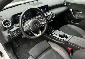Mercedes Klasa A W177/V177 Hatchback 2.0 220d 190KM 2021 Mercedes-Benz Klasa A AMG Line 4-Matic 8G-DCT, Tempomat, GPS, Podgrzewane, zdjęcie 5