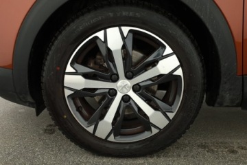 Peugeot 3008 II Crossover 1.2 PureTech 130KM 2018 Peugeot 3008 1.2 PureTech, Salon Polska, zdjęcie 10