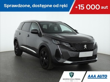 Peugeot 5008 II Crossover Facelifting 1.2 PureTech 130KM 2021 Peugeot 5008 PureTech 130, Serwis ASO, Automat