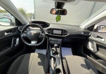 Peugeot 2021 Peugeot 308 Auto jak nowe gwarancja3dnavialu18ledfak vat 1.2 Benzyna, zdjęcie 5