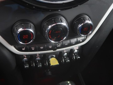 Mini Countryman F60 Crossover 1.5 Plug-in Hybrid 224KM 2019 MINI Countryman Cooper SE ALL4, Salon Polska, zdjęcie 11