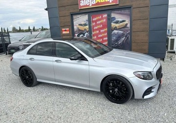 Mercedes Klasa E W213 Limuzyna AMG 3.0 53 AMG 435KM 2019 Mercedes-Benz Klasa E 4x4 E 53 AMG 3.0 BENZ 435 KM 2019r Warszawa 3.0, zdjęcie 12