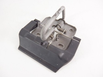 ZAMEK RYGIEL MASKI VW TIGUAN II 5NA823186C