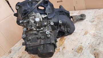 KOMPLETNÍ SKŘÍŇ ŘAZENÍ CORSA C 1.3 F17355