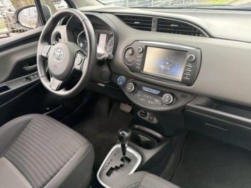Toyota Yaris III Hatchback 5d Facelifting 2017 1.5 Hybrid 100KM 2019 Toyota Yaris Hybrid 100 Premium EU6 III (2011-2019, zdjęcie 20