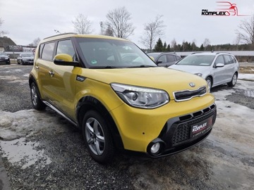 Kia Soul II 1.6 VGT CRDi 128KM 2015 Kia Soul 1.6 CRDI 128KM Automat Navi Kamera Naglosnienie Infinity Gwarancja, zdjęcie 3