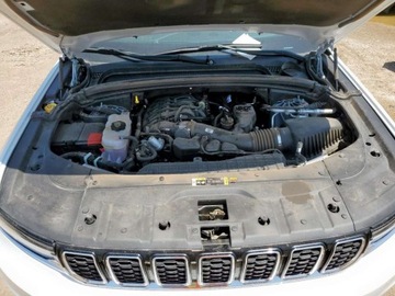 Jeep Grand Cherokee V 2024 Jeep Grand Cherokee L Limited 2024 3.6l 3.6 Benzyna 293KM, zdjęcie 6