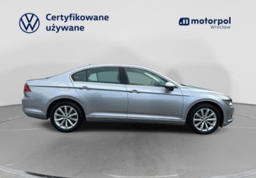 Volkswagen Passat B8 Limousine Facelifting 1.5 TSI EVO 150KM 2019 Volkswagen Passat Highline Pakiety, ACC, KAmera, GPS, Active Info Display, zdjęcie 16
