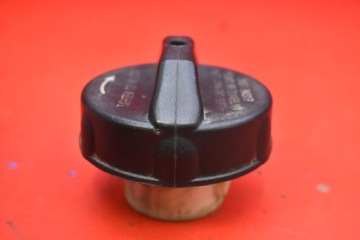 КРЫШКА ТОПЛИВНОГО ЗАЛИВА CHRYSLER TOWN AND COUNTRY GRAND VOYAGER 5V 07-16