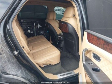 Bentley Bentayga 2017 Bentley Bentayga 2017 6.0l 6.0 Benzyna 600KM, zdjęcie 12