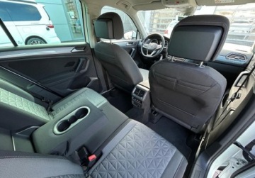 Volkswagen Tiguan II SUV 1.5 TSI EVO 150KM 2020 Volkswagen Tiguan Life, ACC, 3 strefowa klimatyzacja, Bezwypadkowy, Salon, zdjęcie 8